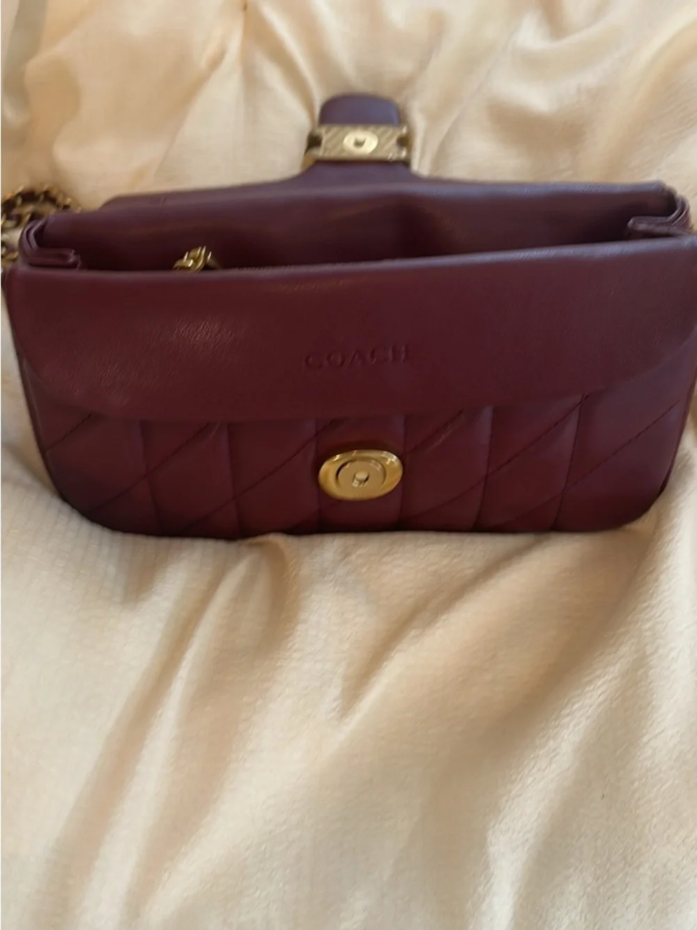 Coach quilted shoulder